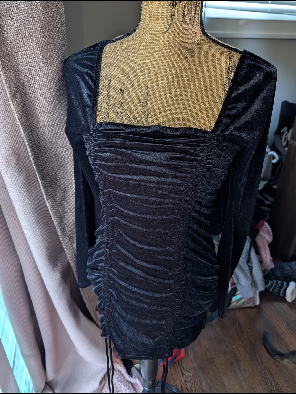 Black Ruched Velvet Square-Neck Long Sleeve Top